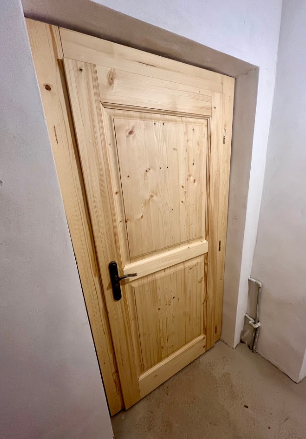 Interiérové dveře s obložkami smrk - detail 2